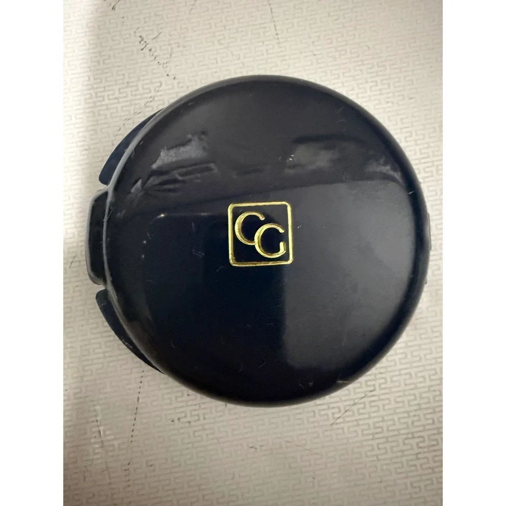 CoverGirl Fresh Complexion Pressed Powder‎ Translucent Light Compact